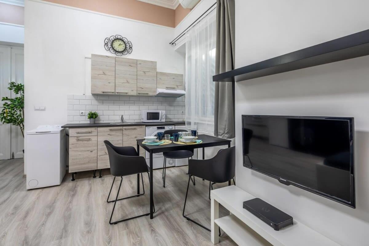 New Central And Convenient Budapest Extérieur photo
